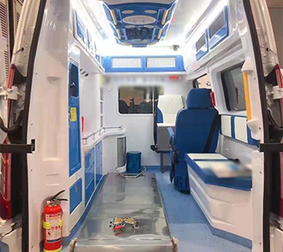 称多县车辆内部展示